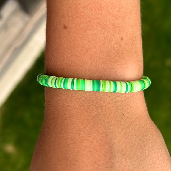 Green grass - Picture 1 of 1